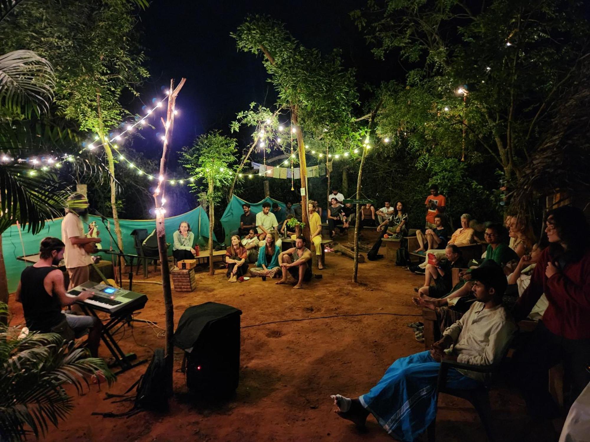 Nebula Nest Cafe & Hostel Auroville Exterior photo